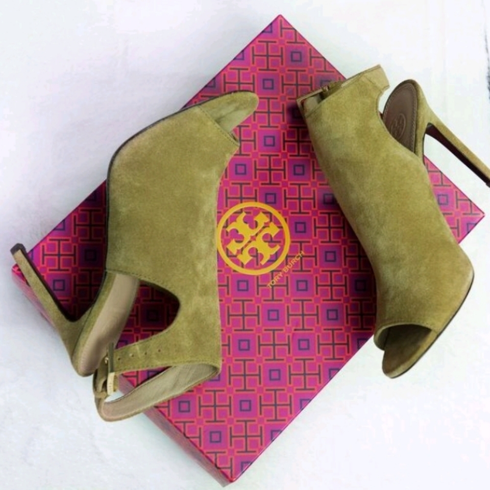 Tory Burch Brittania Suede Heels